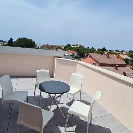 Bonaca Apartment *